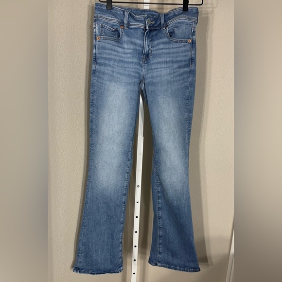 American Eagle Kick Boot Cut Jeans Size 4 regular - Picture 1 of 8